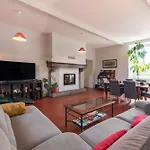 D'hotes Maison Galouye Bed & Breakfast